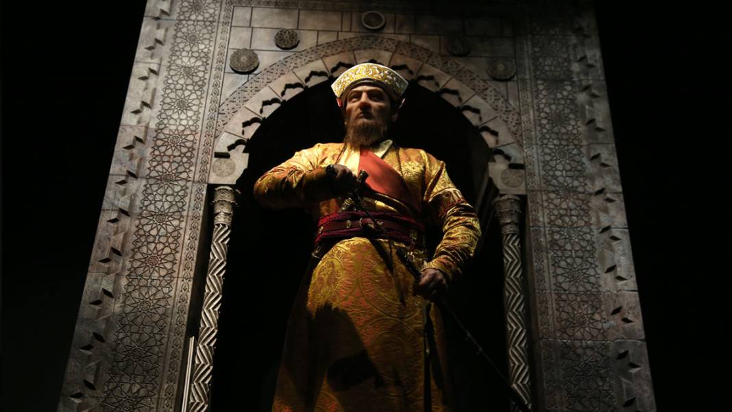 Görenler gözlerine inanamadı: İşte DNA analiziyle Selçuklu sultanlarının heykelleri 11